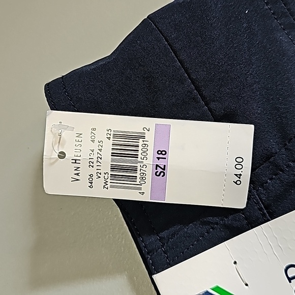 Izod golf dark blue size 18 athletic skort - Picture 6 of 7